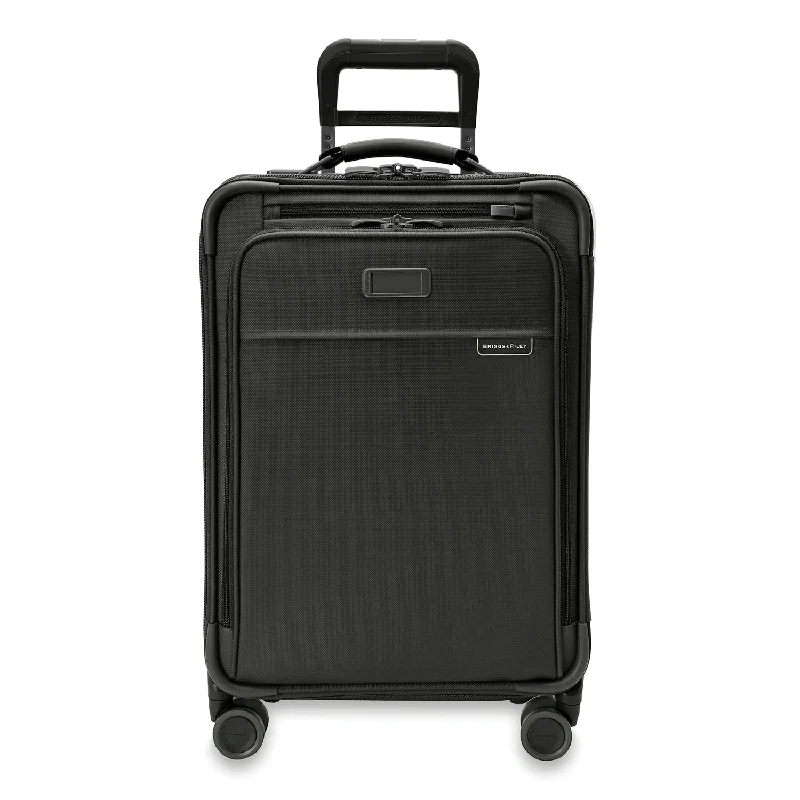 Essential 22" Carry-On Expandable Spinner